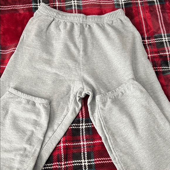 Sweatpants - Picture 1 of 4